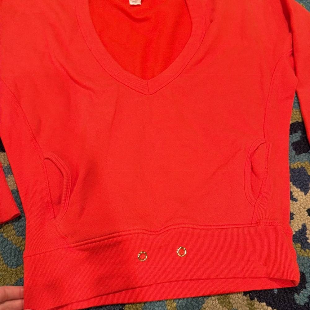 Red sweatshirt - Picture 3 of 4